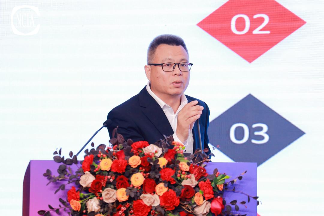 重庆渝辉智能装备有限公司技术顾问吕建中:新质生产力——涂料行业超细研磨设备智能化技术及其应用