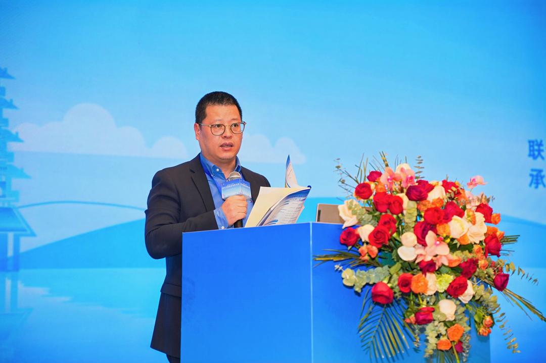 MKF07961-opq3563737164